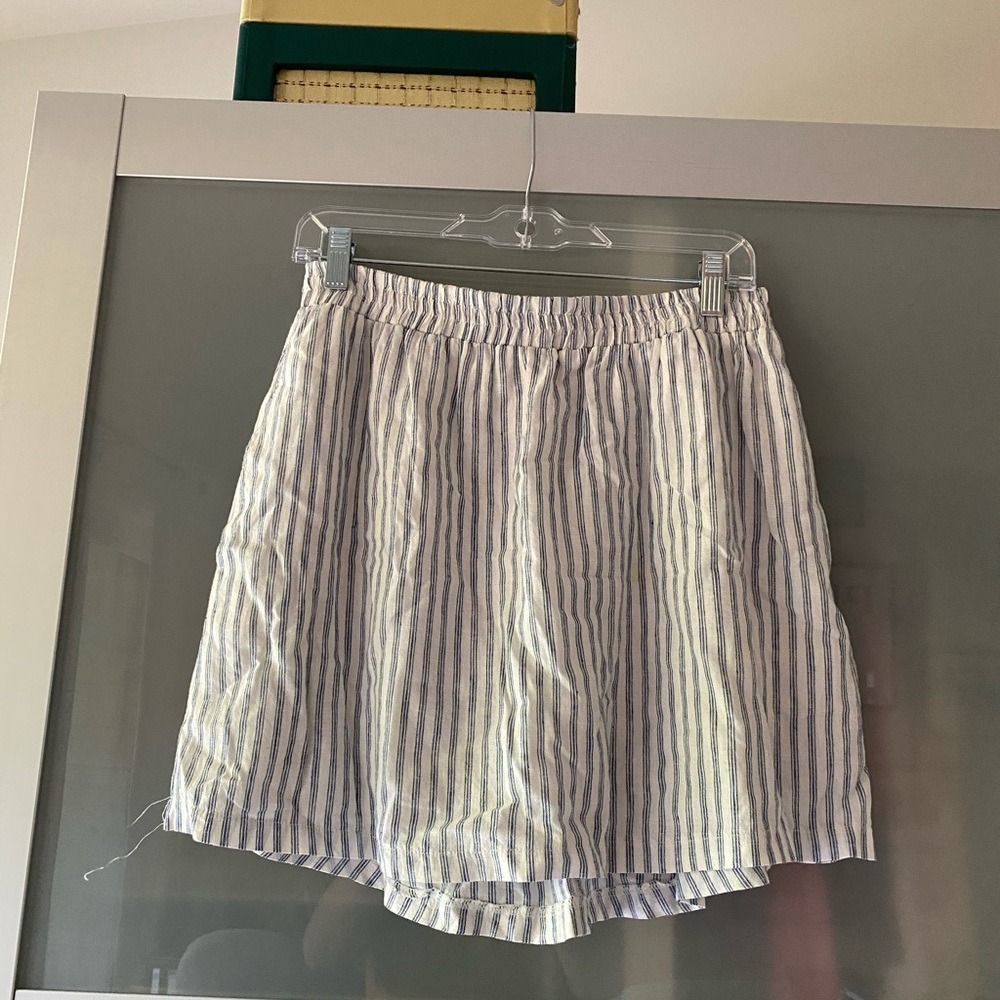 Lush striped skirt